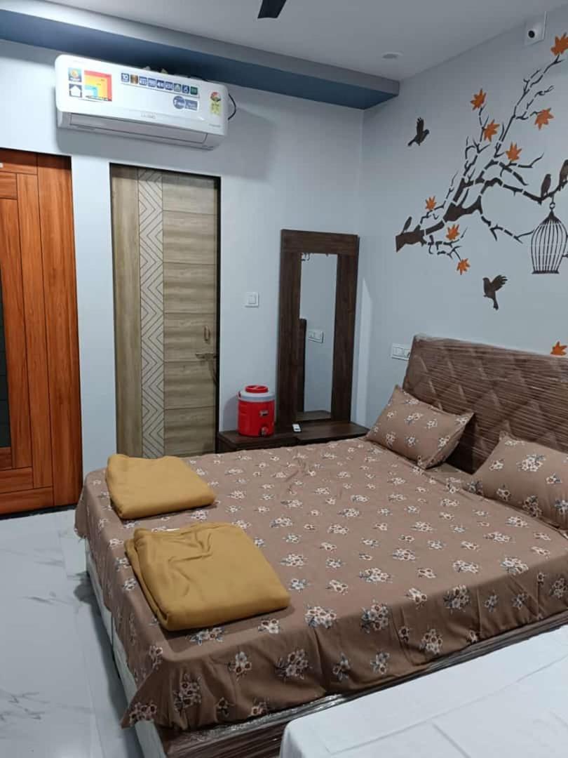 Atithi Home Stay Garudeshwar Bagian luar foto