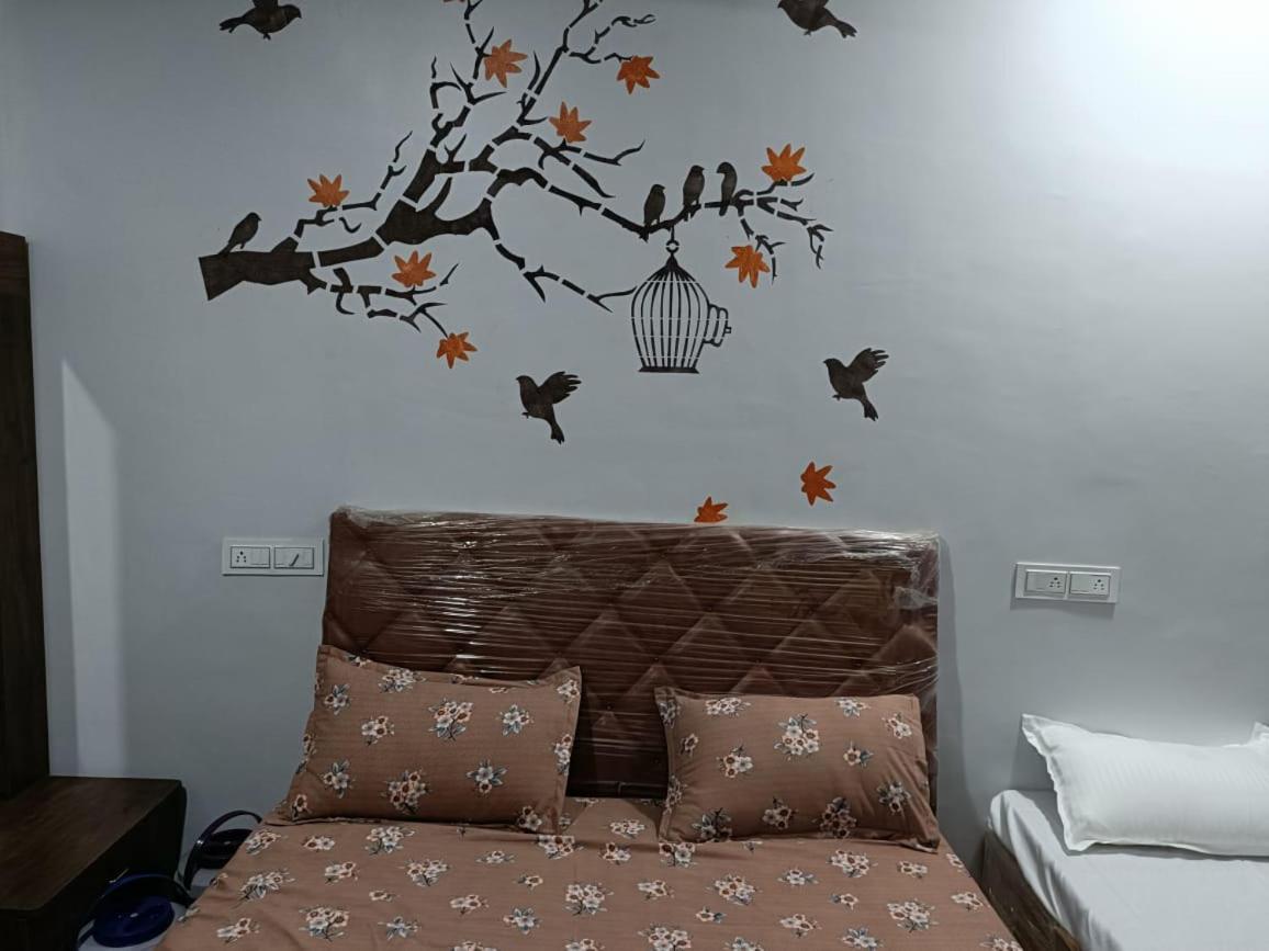 Atithi Home Stay Garudeshwar Bagian luar foto