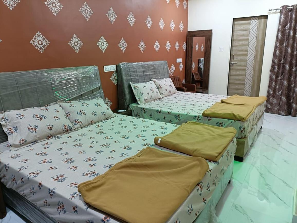 Atithi Home Stay Garudeshwar Bagian luar foto